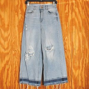 Zara Basic Z1975 Distressed Wide Leg Cropped Jeans - Size 2